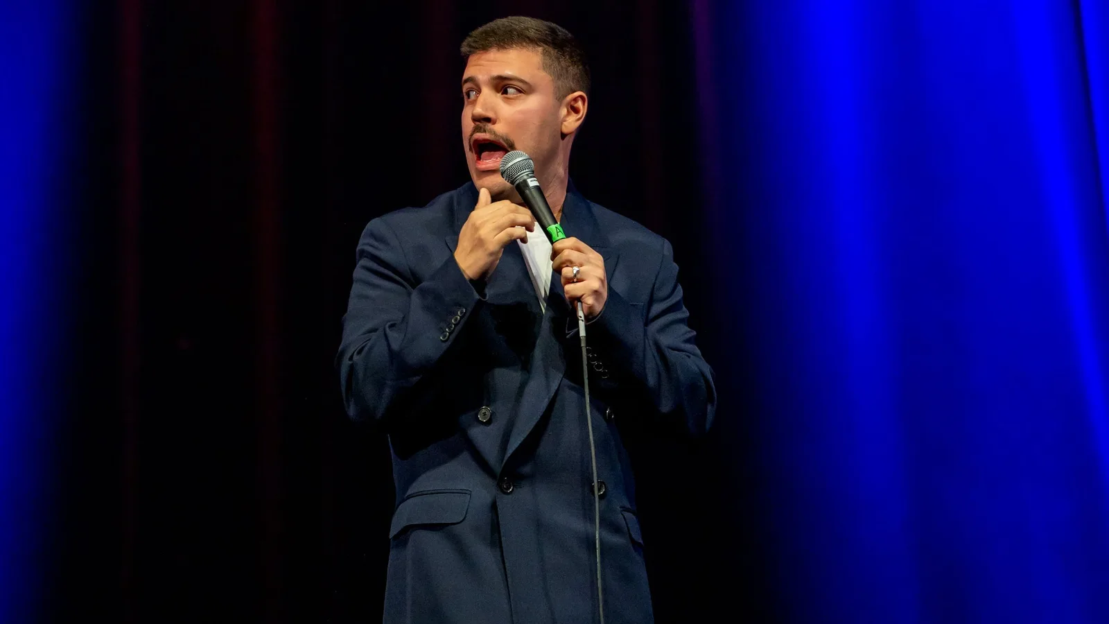 Angelo Colina En El Gramercy Theatre (en Español)